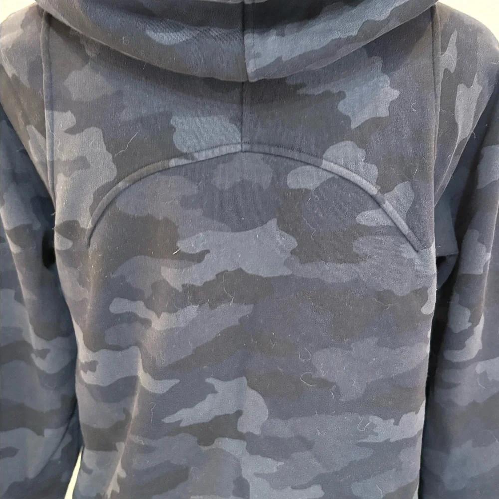 Lululemon Loungeful Hoodie Fleece Sweatshirt Heritage Camo Deep Coal Black sz 4